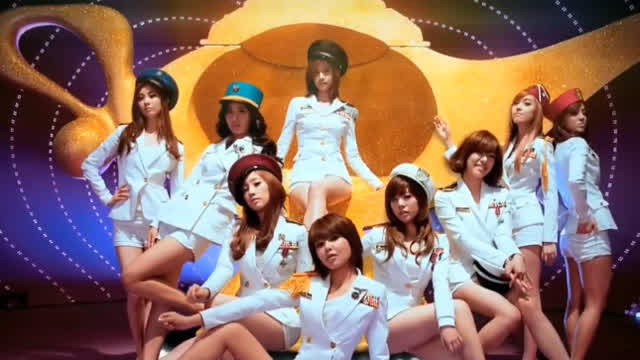 Girls' Generation 소녀시대 "Genie" MV