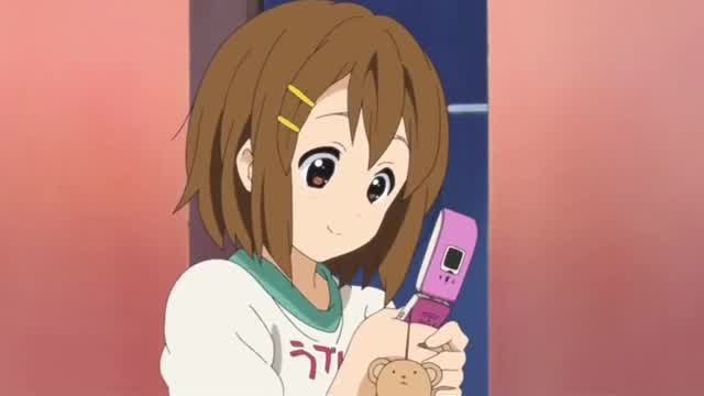 yui gets a funny video