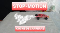 Coche de carreras en stop-motion