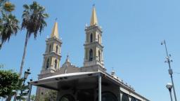 Exterior de la Catedral Basílica de la Inmaculada Concepción de Mazatlán | HD