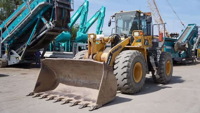 2015 Komatsu WA380-6 Wheel Loader