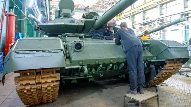 Production of T-90 "Breakthrough".