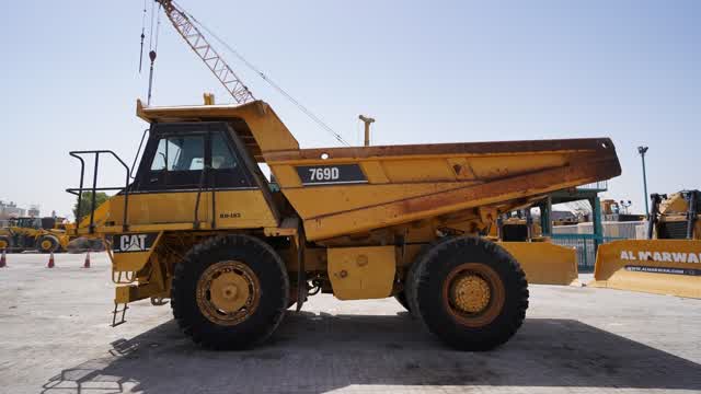 1999 Cat 769D Rigid Dump Truck