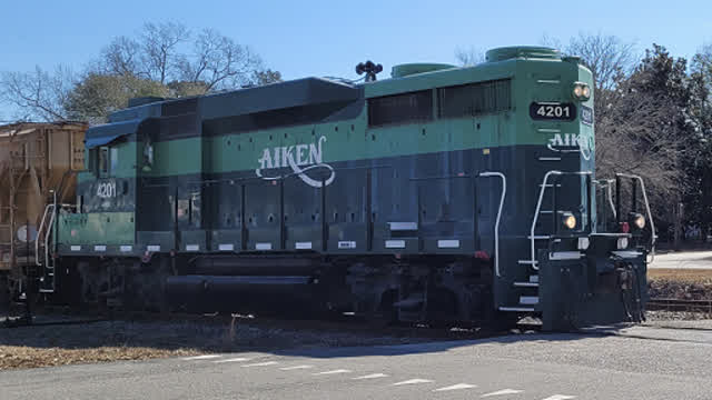 AIKR #4201 leads a local at Aiken, SC (2/1/2022)