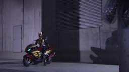 Kamen Rider Agito - Episodio 8 (Sub Español)