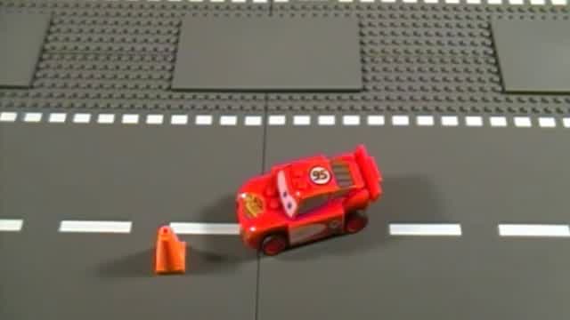 Lego 8200 Radiator Springs Lightning McQueen: Cars 2 Review