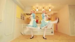 Kawaii pastel maid Vocaloid dance 'And Suddenly We Became Idols!'