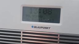 Sainsburys Blaupunkt BPR-3 DAB+ radio is sensitive gets Kiss 100.0 @ Clacton On FM with Dream 100.2